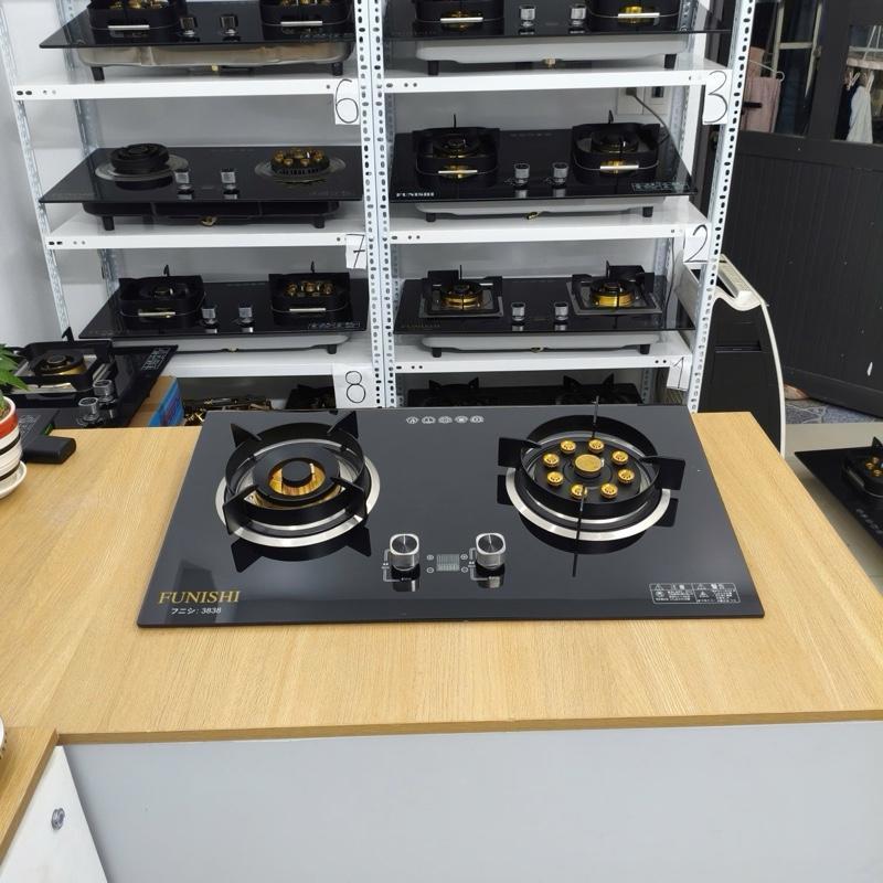  Bếp gas âm FUNISHI cao cấp    Phiên Bản Mới Có Cắm Điện Thay Thế Pin  .có hẹn giờ thông minh + cảm biến ngắt gas tự động. 1 bên cháy siêu lớn nhứ bếp khè công nghiệp .1 bên cháy vừa tiết kiệm gas mâm chia lửa đồng đúc nguyên khối. 