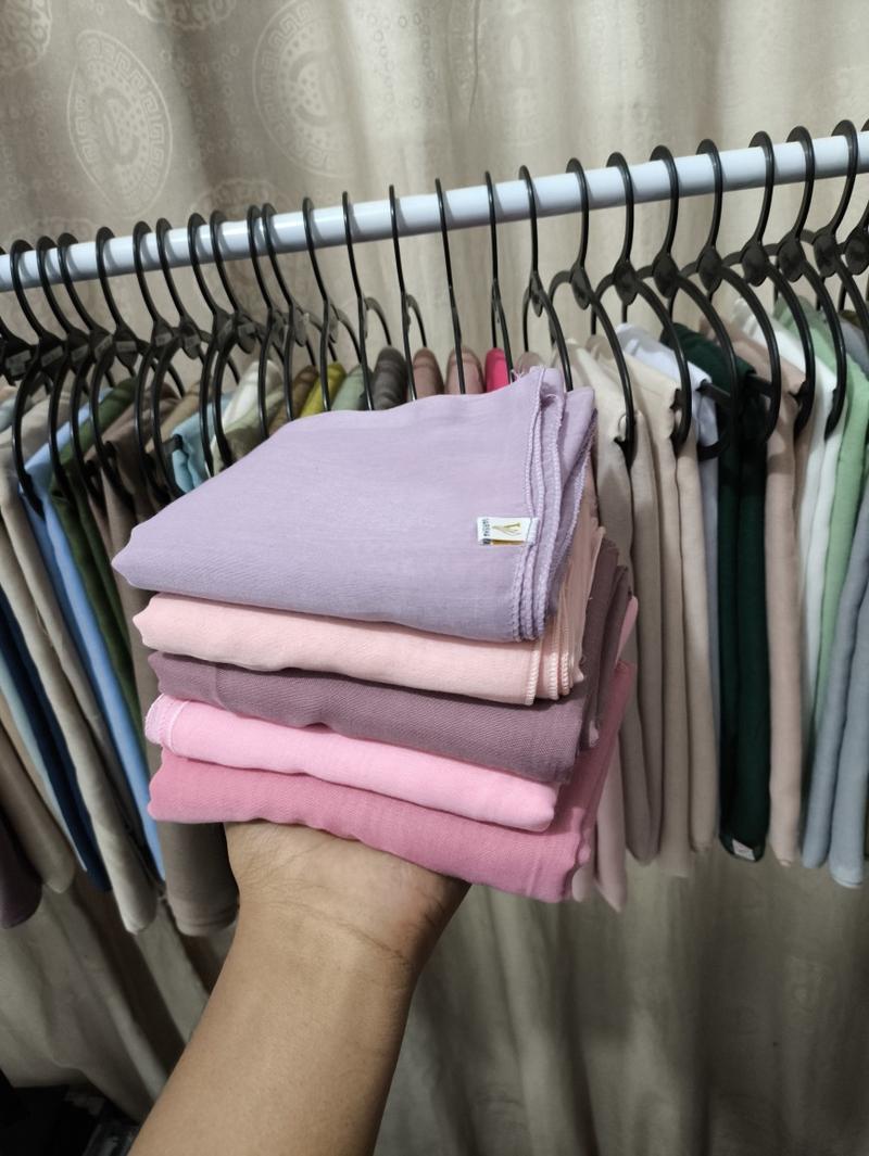 Product Introduction of HIJAB SEGI EMPAT PARIS JADUL Brand Varisha | Red Rose | All Merk 5