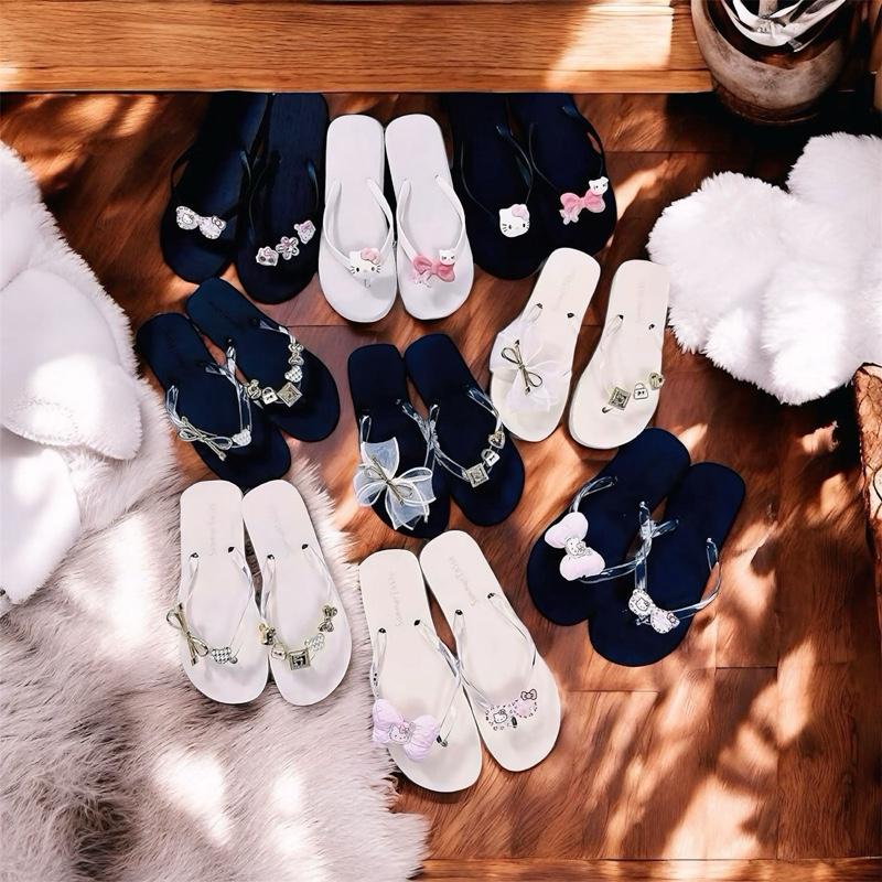   SiMêShop  DÉP KẸP CHARM HOTTREND - DÉP KẸP THIẾT KẾ SANG CHẢNH  - DÉP NỮ  - DéP Shoes Women GiàY -  Dép Lê - Xỏ ngón 2 dep kieu guốc đi biển vip có đính charm xinhlung xinh déplê giay depsieuben tông mềm deptoong cua 