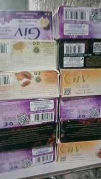 Product Review of Paket  GIV  Mandi Batang 72gr - GIV Bar Soap Mencerahkan Saffron Niacinamide Mengencangkan Memudarkan Pencerah antiseptik from i**. 0