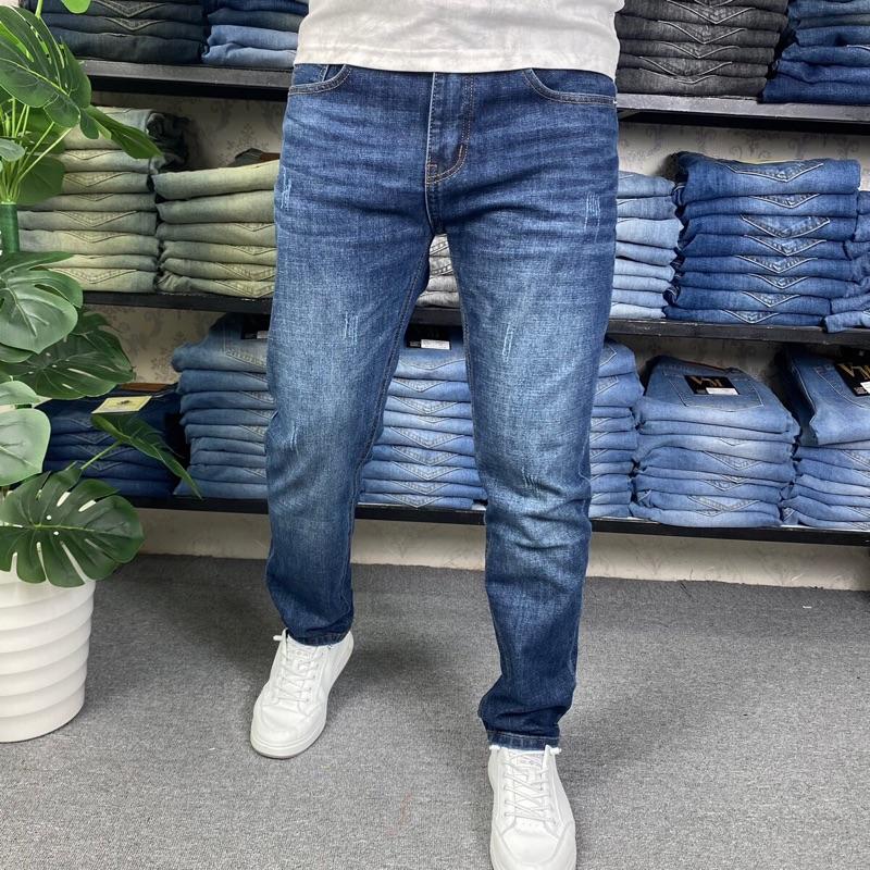   MS:3370 Quần Jean Nam Màu Xanh Đậm Cào Xước Form Ôm Thời Trang Xu Hướng 2025 Denim Co Giãn 