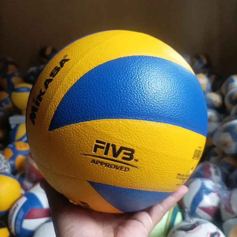 Mikasa Bola Voli MVA300 Press Lokal - Ukuran 5, Berat 270-300 gram, Kulit Sintetis Berkualitas Tinggi Olahraga Ball Outdoor Volly 3