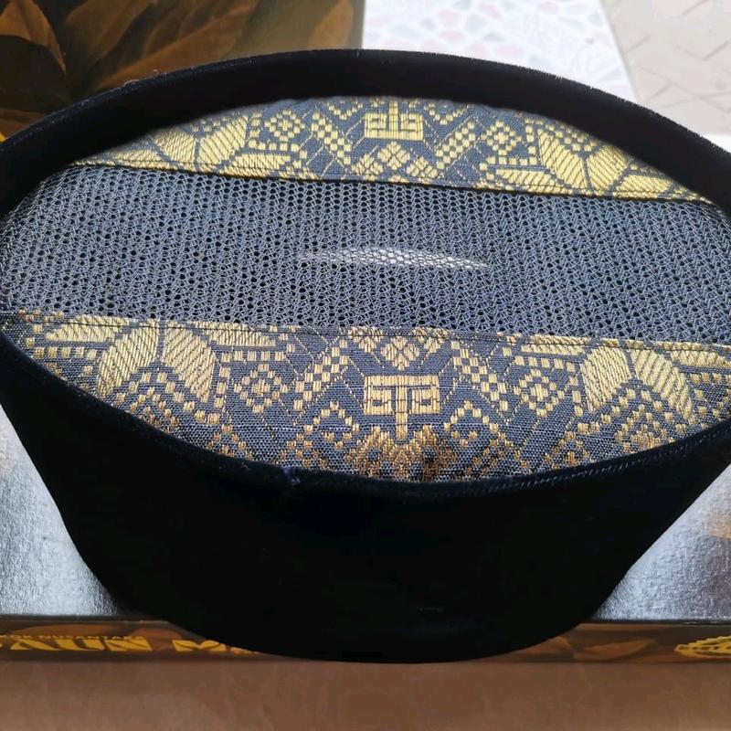 SONGKOK/PECI AC TENGAH SONGKET EMAS bludru 1