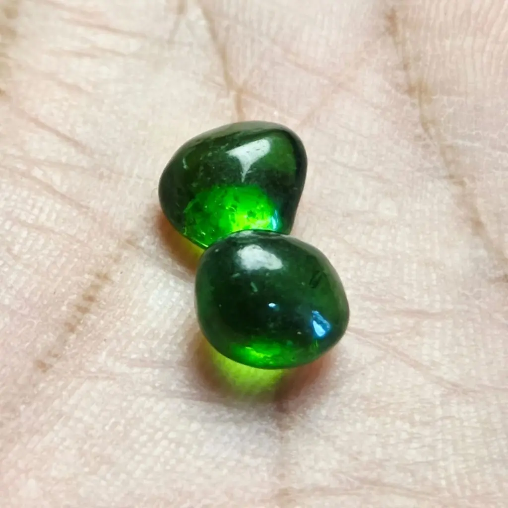 Sepasang batu krikil zambrud emerald greend cincin batu akik