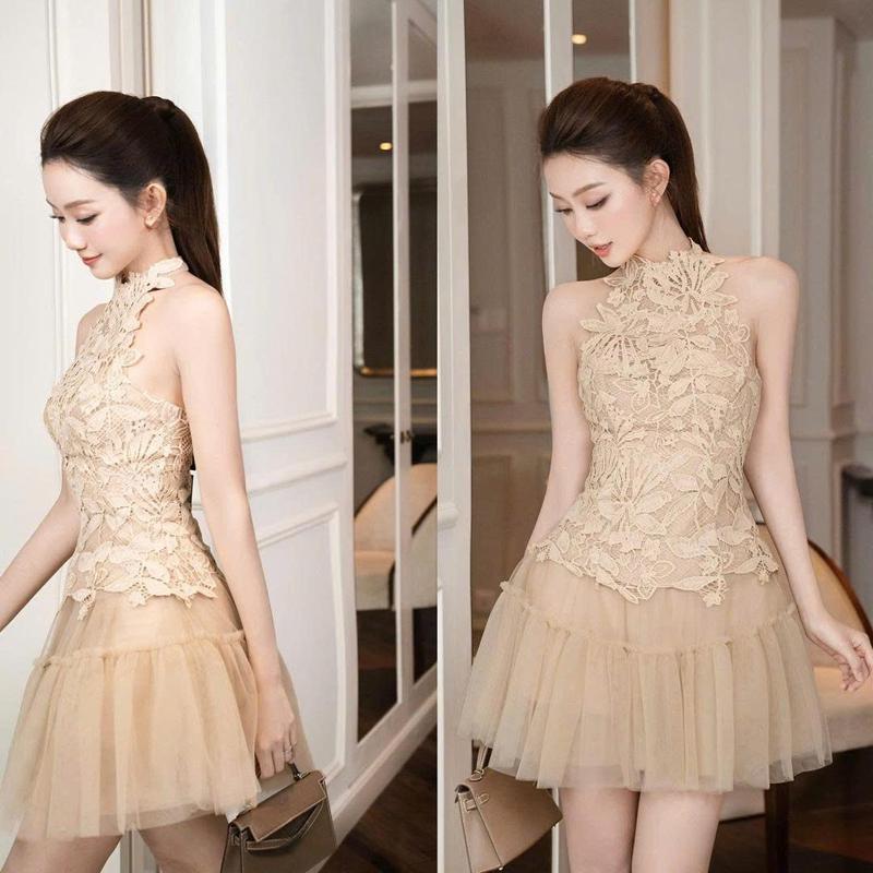 K73 Set (áo và chân váy) áo ren cổ yếm phối chân vây lưới tầng - Set bộ nữ sang chảnh