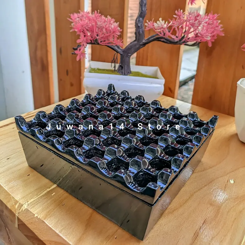 Asbak Aluminium Lubang 36 Hitam Mewah 14cm x 14cm x 5cm untuk Hotel dan Kado 2