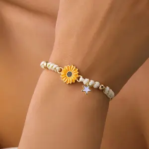 Gelang Mini Bunga Daisy Segar Tali Anyaman Elektroplating Tahan Karat Hypoallergenic Cocok Untuk OOTD Hijab Wajib Punya