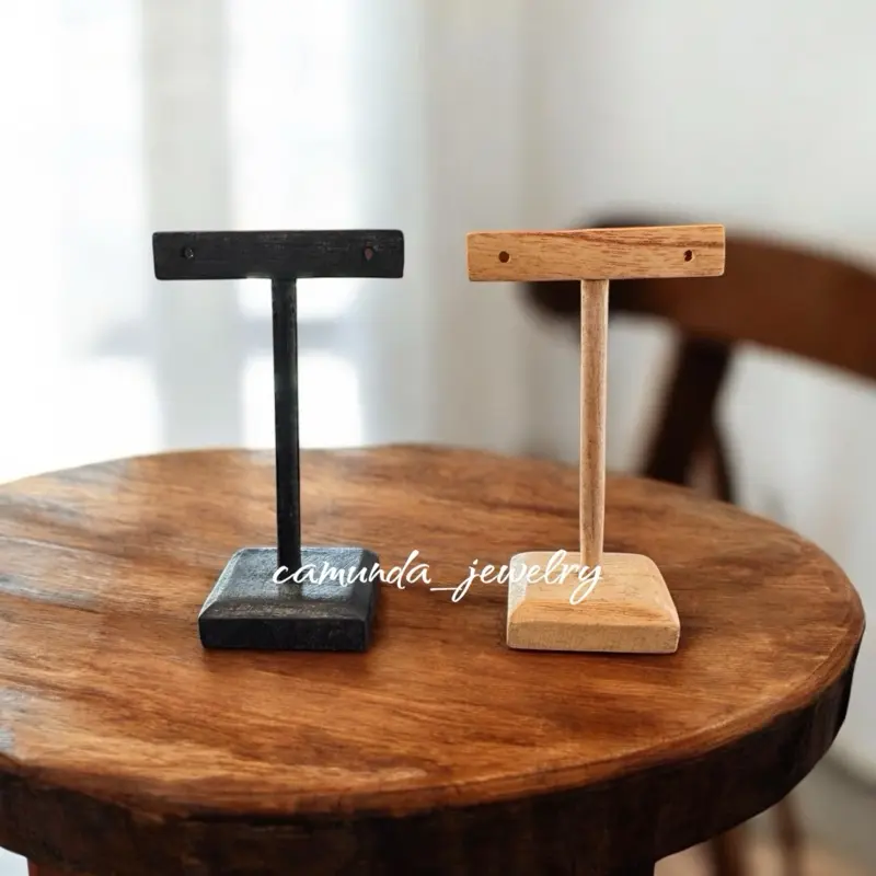 display anting kayu / pajangan anting kayu 0