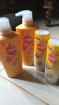 Product Review of [KESEMPATAN MENANG CATOKAN - BUY 2 GET 4] Sunsilk Shampoo Rambut Lembut Soft & Smooth Activ-Infusion Rambut 400ml Isi 2 from u**3 1