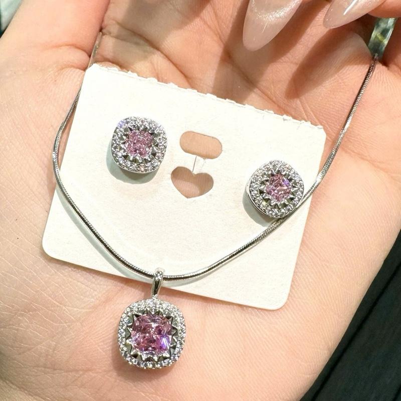 (UYÊN NI ) COMBO DÂY VÀ BÔNG TAI ĐÁ CZ VUÔNG HỒNG CAO CẤP