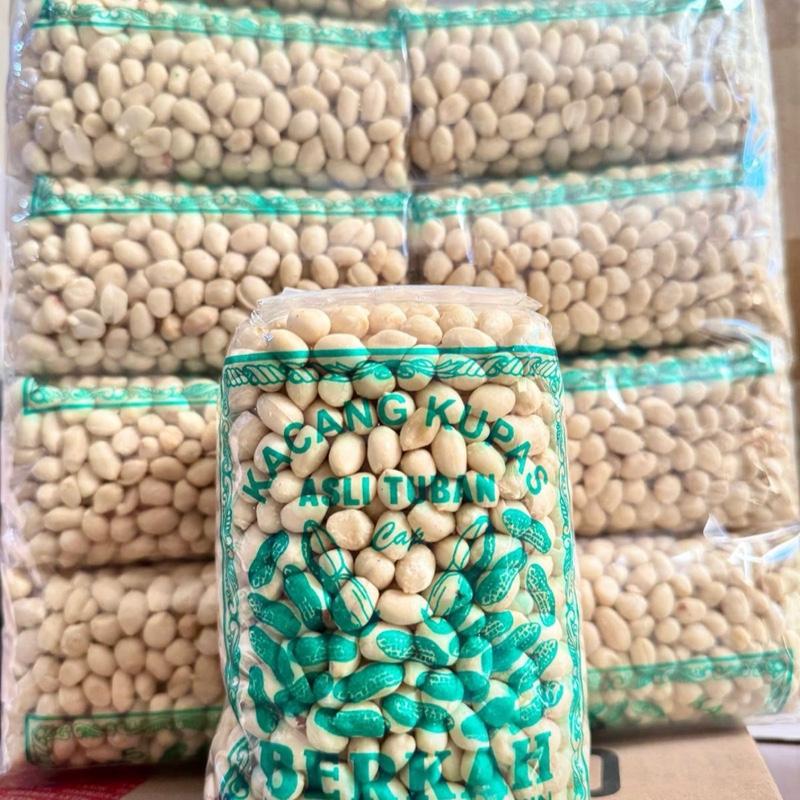 5 bungkus Kacang Kupas Asli Tuban 250g x 5 Bungkus - Total Berat 1,250g - Goreng, Food, Mete, Kering, Snack, Cemilan Bawang Makanan Camilan Mede 5