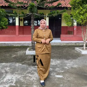 Setelan PNS Pemda Saku Bawah Seragam Pemda Wanita