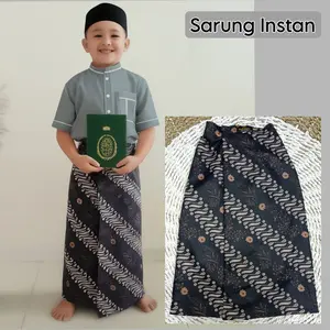 sarung anak gus iqdam usia 2-7tahun bahan halus dan lembut Instan Muslim Motif Koko Peci  Hitam Panjang