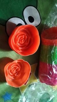 Product Review of Cetakan motif mawar Mini diameter 5cm 36pcs Plastik Kitchenware from N**s a** 1