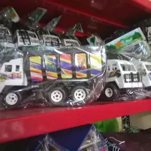 Mobil Pengangkut Pasir Damtruk - Produk dengan Deskripsi Given