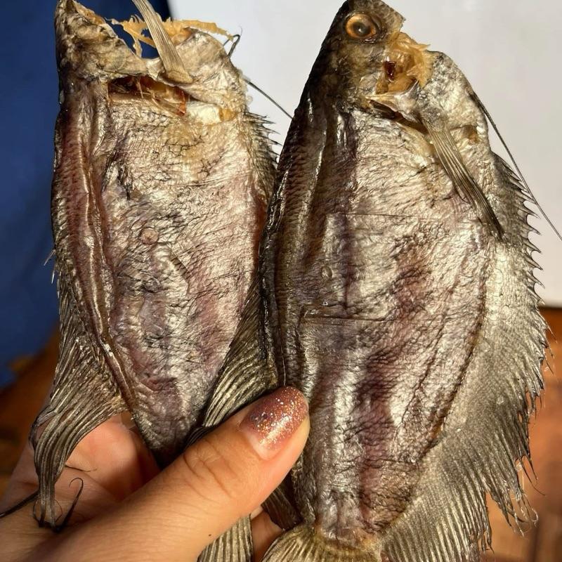 LẠT 30c, 1Kg KHÔ CÁ SẶC BỔI LẠT SIZE NHÍ