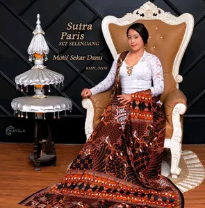 Lembaran Kamen Bali Motif Sekardanu Free Selendang Sutra Paris Semi Premium Cocok Di Semua Kalangan