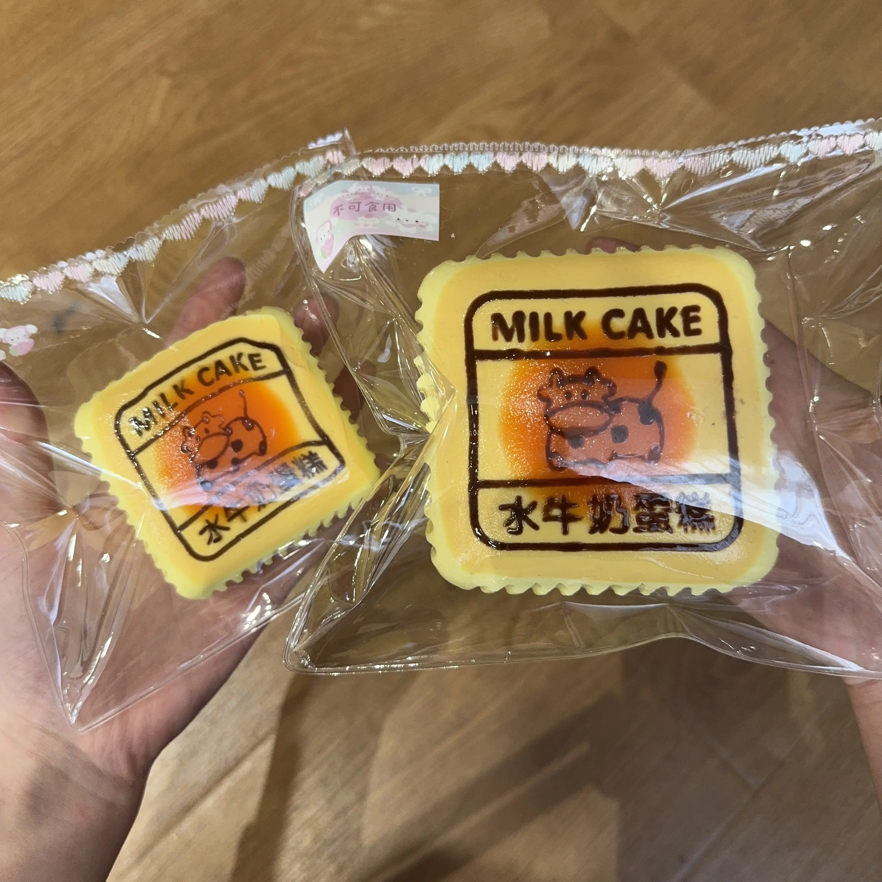 Molly & Cremimi ウォーターバッファロー ミルクケーキ 水の勢いで