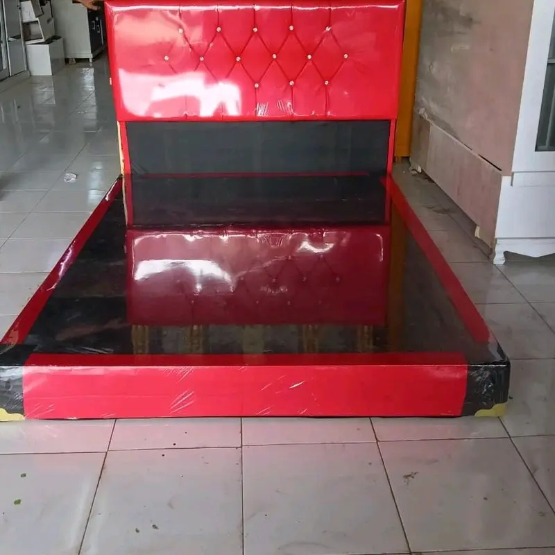 divan full jok uk 160x200 atau no 2 . ada kakinya nanti dipasangin 4