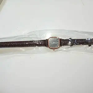 ALOY ANKL009 - Jam Tangan Wanita Gaya Retro Bisnis Casual Dial Segi Fashion Analog Quartz Simple Strap Kulit Pu Leather