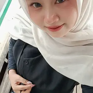 Hijab Segi Empat Paris Jadul By Varisha Jilbab warna Terlaris kekinian soft Colour