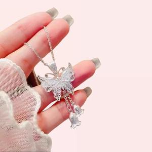 Vòng cổ thiết kế độc đáo hoa lan chuông & bướm - bạc 925-Bạc mạ không trùng hàng - Phối áo dài/áo sơ mi