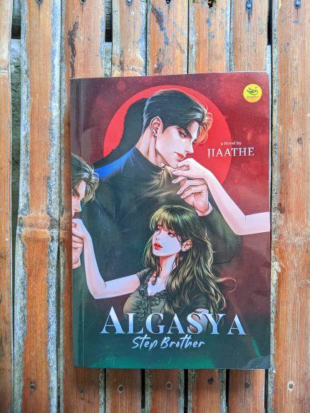 NOVEL ALGASYA STEP BROTHER