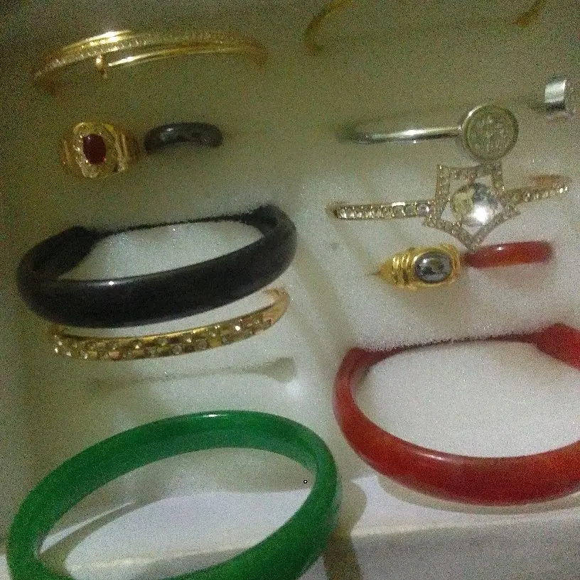gelang giok bermutu dengan cincin batu cristal dari pedalaman jambi tersedia cincin gelang kalungp