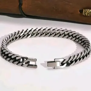 Gelang Titanium Pria dan Wanita Anti Karat Couple Elegan Bracelets Aksesoris Unisex Desain Modern dan Awet untuk Pasangan