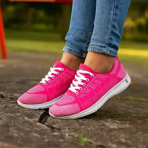 Sepatu Sneakers Wanita Warna Pink dengan Desain Nyaman dan Ringan untuk Aktivitas Sehari-hari