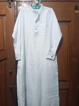 Product Review of Gamis Pria Jubah Dewasa Warna Polos Lengan Manset Kancing Snap Panjang Muslim Hitam Putih Katun cowok from u**9 3