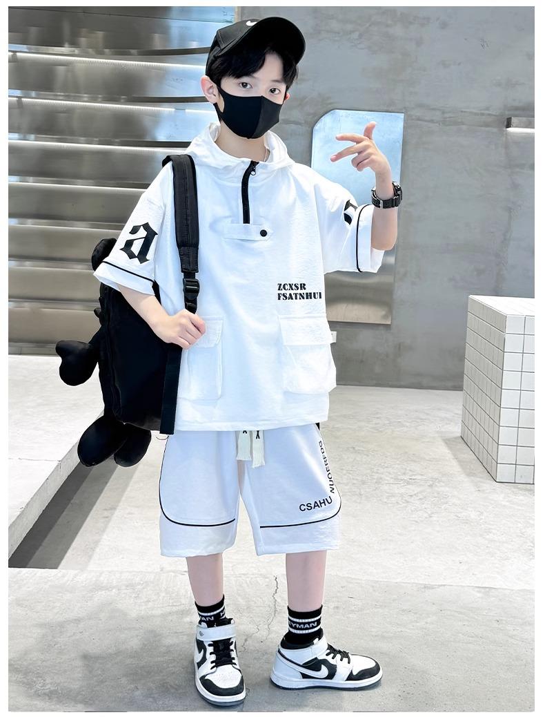 Product Introduction of Set Đồ Trẻ Em Cá Tính 2025 - Áo Hoodie Tay Ngắn + Quần Short Form Rộng | Size 120-180 31