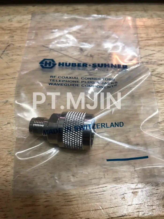 Jakonektor adapter TNC le to PL male merk HuberSuhner