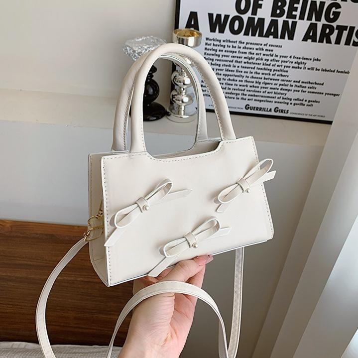 Túi xách nữ mini màu trắng kèm nơ xinh – Túi đeo vai thời trang dáng hộp sang chảnh phong cách Hàn Quốc - TXN330