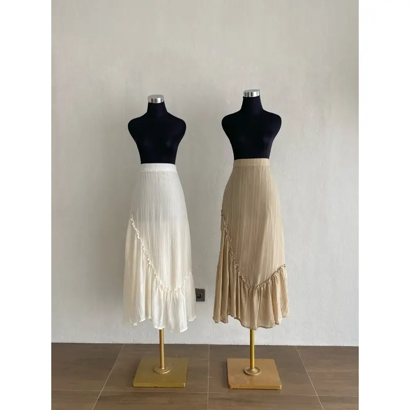Fwdaily - Livia Skirt (Ruffle Skirt Maxi Wanita - Skirt Texture Wanita - Raya Collection - Koleksi Hari Raya Lebaran) 5