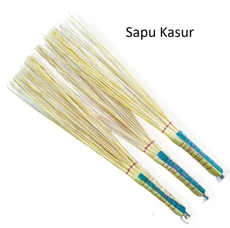 Sapu Penebah Kasur / Sapu Kasur Gagang Anyam 2
