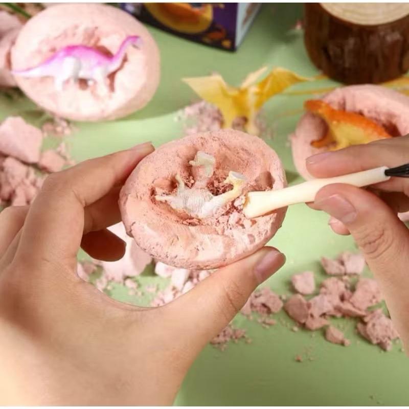 Product Introduction of Dinosaur Fossil Digging Kit Blind Box Goodie Bag Birthday Gift Children Day Christmas 2