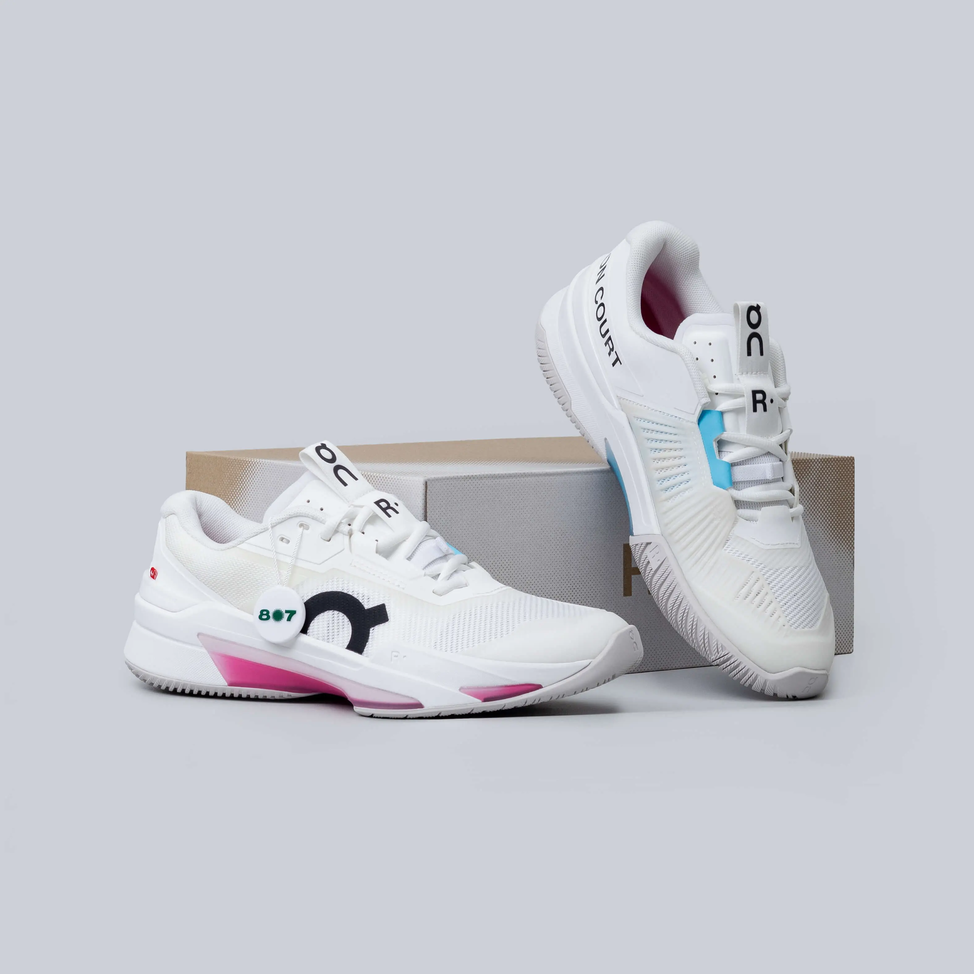 ON The Roger Pro Fire White Pink