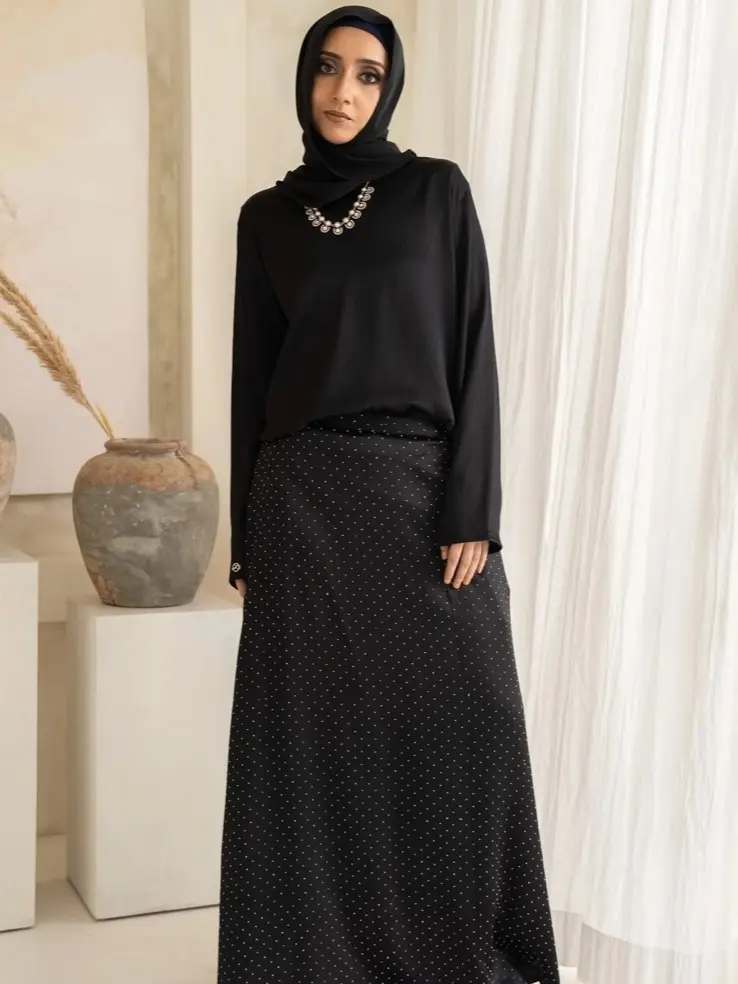Slim Blouse in Misty Black