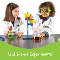 Gambar Learning Resources Primary Science Deluxe Lab Set dengan 2 Tabung Reaksi Besar, Pipet Tetes, 2 Corong, Kacamata Pengaman, Tiang Tinggi, dan 20 Kartu Aktivitas Dua Sisi untuk Ilmuwan Pemula dari Learning Resources Indonesia Kota Tangerang 3 Tokopedia