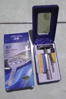 Product Review of Alat Cukur Jenggot Manual/Pisau Cukur Jenggot/Alat Cukur Jenggot from j**2 0