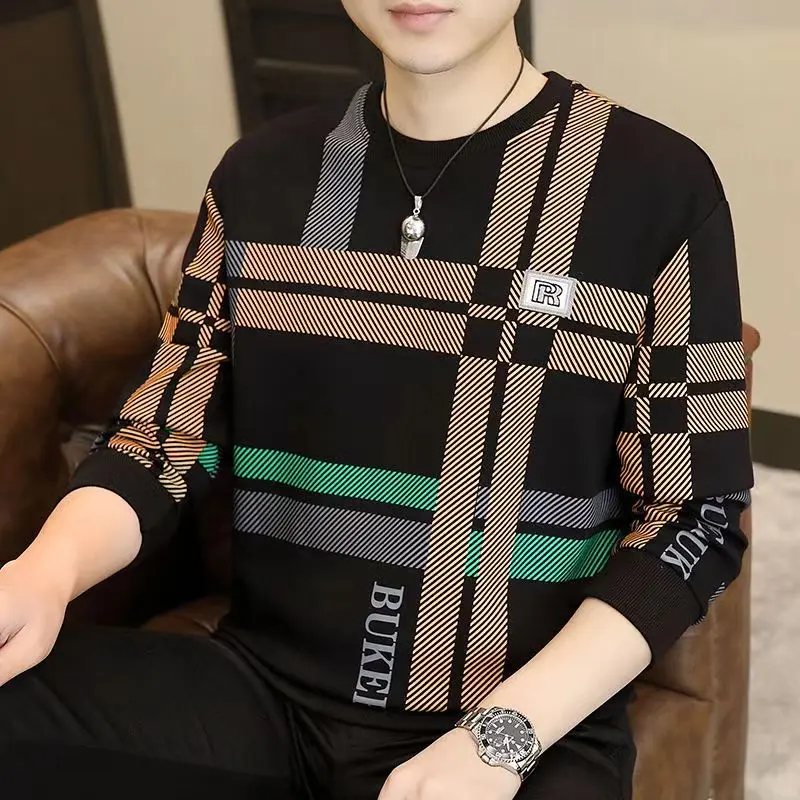 New men's hoodie round neck T-shirt long sleeved checkered pattern base shirt pullover top Menswear Sweaters
