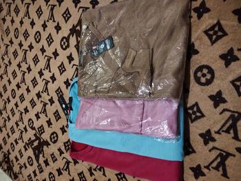 Product Review of Promo Murah 100RB-an dapat 4pcs Kaos Polos Wanita Slim-fit Atasan Lengan Panjang Rib Bawahan Oval Wanita from 🎀**i A**i 🪞** 3