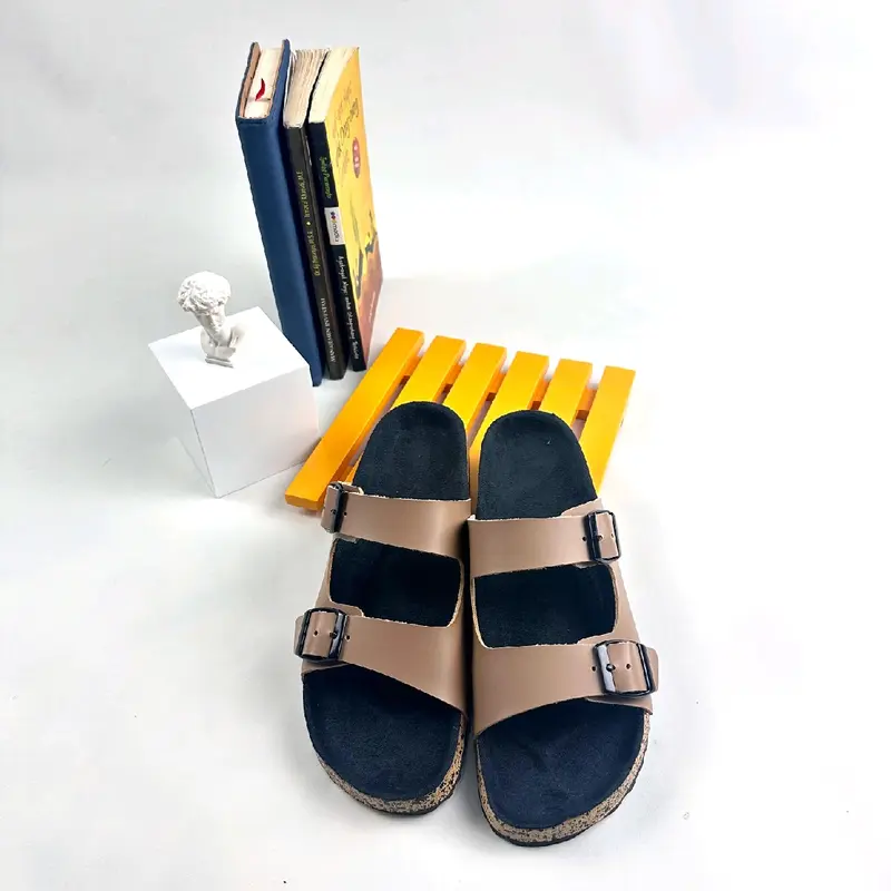 Sandal Casual Wanita Ringan Strap2 Gepser2 Kulit Imitasi PVC - Dengan Aksesoris Gesper - Insole Semi Bludru Hitam 4