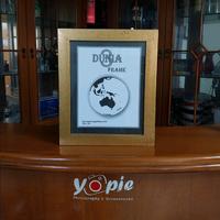 Gambar Frame Foto / Bingkai Foto 8R ( 20x25 Cm ) Minimalist Gold Free Bubble Wrap dari KnRAcc Kota Bandung 1 Tokopedia