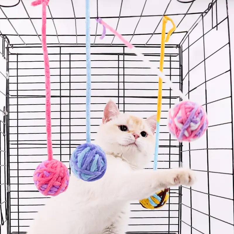 Cat toy yarn ball, woven colored plush yarn ball, bite resistant, cat friendly, playful toy