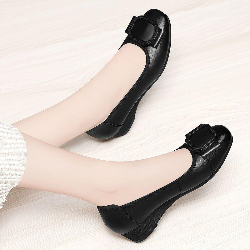 Giày Đế Xuồng Da Thật, Dành Cho Phụ Nữ, Bộ Sưu Tập Xuân Hè Mới, Phẳng, Màu Đen, Đế Mềm, Da Mềm, Thích Hợp Cho Mẹ TRUNG NIÊN, Năm Phát Hành 2024 3