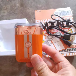 Alat cukur mini Coclear CS007 dapat dicuci dengan air (seluruh bodi), pengisian cepat Type-C 1,5 jam, dilengkapi kunci perjalanan pintar. Garansi 1 tahun.
