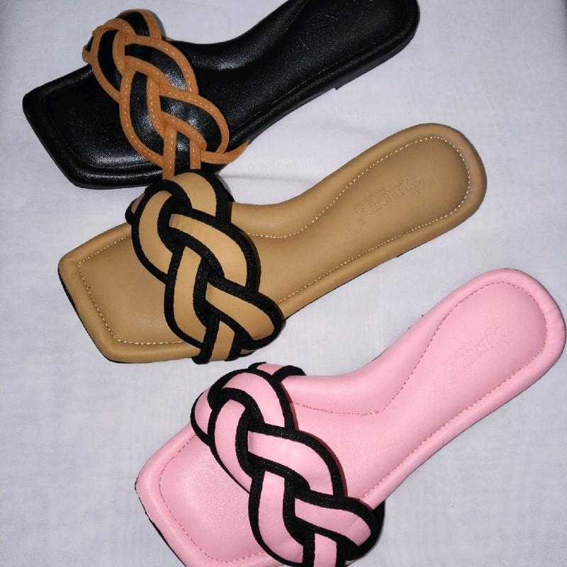 Sandal flat sandal teplek sandal wanita motif silang Queenda collection ND - 03 2