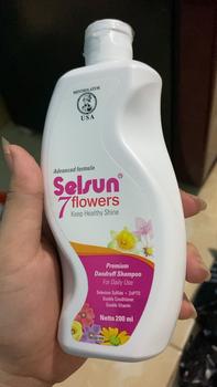 Product Review of Selsun Shampoo 120ml & 200ml from D**3 1